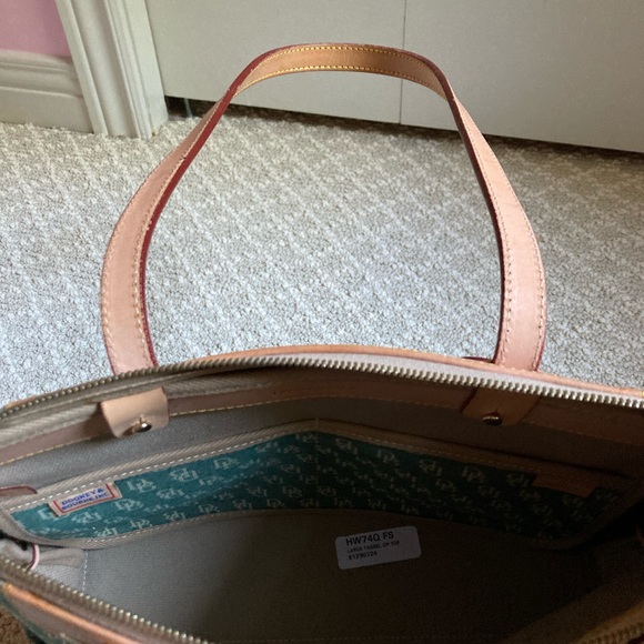 Dooney & Bourque Large Tassel Zip Top Handbag Monogram Canvas and Leather - Picture 6 of 6